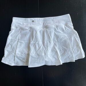 Lululemon Pace Rival Skirt 6 Reg White EUC